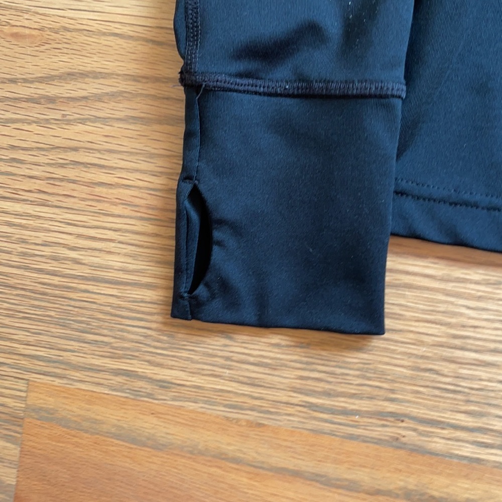 Black Zella quarter zip - Picture 4 of 4